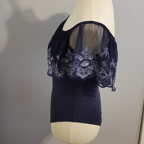 Alya Off the Shoulder Ruffled Bodysuit - Picture 3 of 5